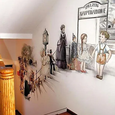 Spielzeughotel 3*